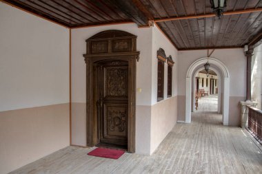 Bachkovo Manastırı Hıristiyan mimarisinin önemli bir anıtıdır ve en büyük ve en eski Doğu Ortodoks eserlerinden biridir. Kutsal Meryem Ana Asenovgrad Bulgaristan 'ın Bachkovo Manastırı Yurdu