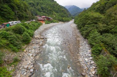 Türkiye 'nin Trabzon kenti yakınlarındaki dağlarda güzel doğa manzarası