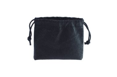 Siyah giysi çantası beyaza izole edilmiş.