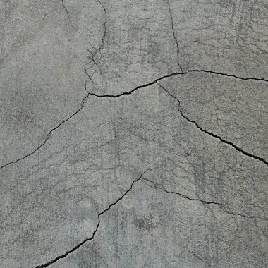 Çimentoda çatlak var..