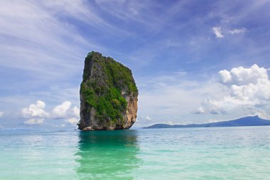 Denizde gökyüzü olan tek bir ada..