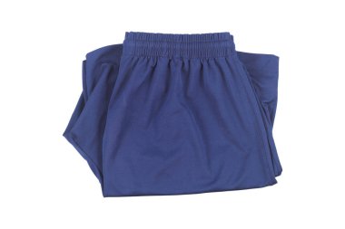 İndigo katlanan kısa pantolon beyaza izole edilmiş..