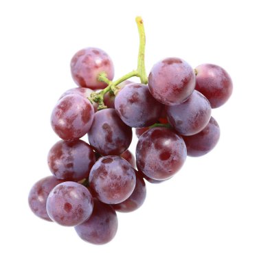 Beyaz üzerine izole edilmiş bir demet kırmızı üzüm..