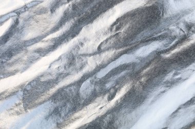 Desen ve tasarım için gümüş dokudur..