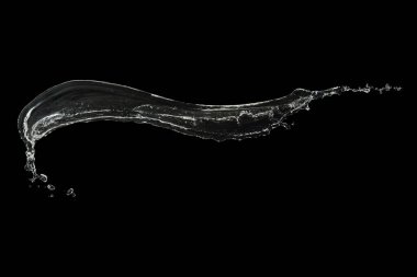 berrak su sıçraması siyah üzerine izole edilmiş..