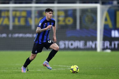 Alessandro Bastoni of Fc Internazionale during the  Serie A match beetween Fc Internazionale and Hellas Verona at Stadio Giuseppe Meazza on January 14, 2023 in Milan  Italy .