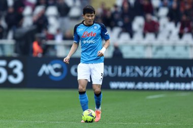 Serie A karşılaşması sırasında Ssc Napoli 'den Kim Min-jae ile Torino Fc ve Ssc Napoli 19 Mart 2023' te İtalya 'nın Torin kentinde .