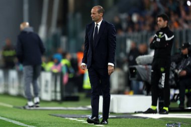 23 Nisan 2023 'te İtalya' nın Torino kentinde oynanan Serie A karşılaşmasında Juventus Fc ve Ssc Napoli 'nin baş antrenörü Massimiliano Allegri .