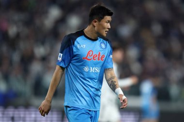 23 Nisan 2023 'te İtalya' nın Torino kentinde oynanan Serie A maçında Juventus Fc ve Ssc Napoli arasında oynanan maçta Ssc Napoli 'den Kim Min-jae .
