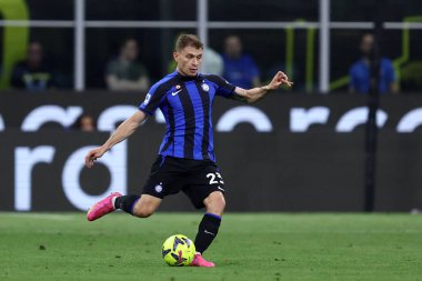 Fc Internazionale takımından Nicolo Barella, Fc Internazionale ve Atalanta Bc arasında 27 Mayıs 2023 'te Milano' da oynanan karşılaşma sırasında Giuseppe Meazza Stadyumu 'nda oynandı. .