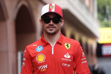 Monako - 26 Mayıs 2024 - Monako Formula 1 Grand Prix sırasında Scuderia Ferrari 'den Charles Leclerc - 