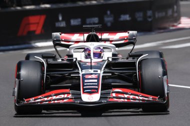 Monako - 26 Mayıs 2024 - Haas F1 takımından Kevin Magnussen Monako Formula 1 Grand Prix sırasında - 