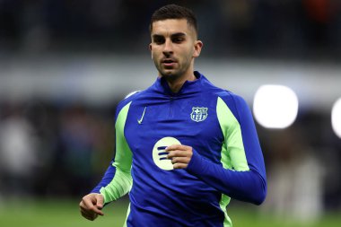 Fc Barcelona 'dan Ferran Torres, UEFA Şampiyonlar Ligi 2024 / 25 yarı final ikinci ayak karşılaşması öncesinde 6 Mayıs 2025 tarihinde İtalya' nın Milano kentinde Stadio Giuseppe Meazza 'da FC Internazionale ve Fc Barcelona arasında oynanan karşılaşmada ısındı. .