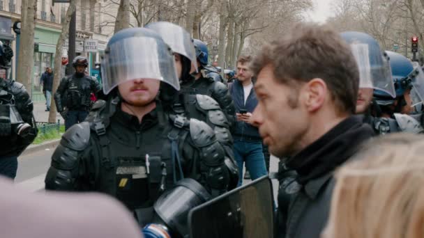Paris Mart 2023 Fransız Hükümetine Karşı Protesto — Stok video