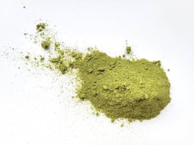 Arpa otunun ham kısmı parlak bir arka planda..