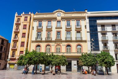 MALAGA, İspanya - 4 Eylül 2022: 4 Eylül 2022 'de İspanya' nın Malaga kentindeki Anayasa Meydanı