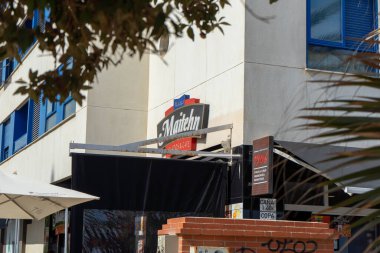 MALAGA, İspanya - 10 Ekim 2022: Malaga, İspanya 'da Maitehn dondurma kafe 10 Ekim 2022