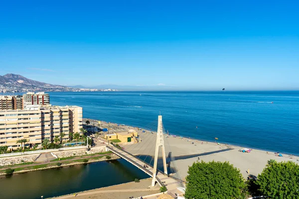 FUENGIROLLA, İspanya - 17 Eylül 2022: Fuengirola, İspanya 'daki Sohail Kalesi' nden Panoramik Manzara