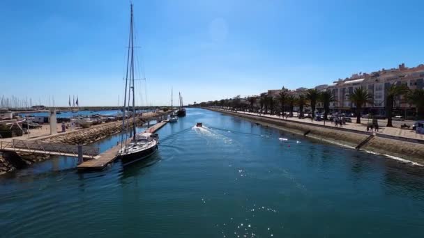Lagos Portugal Fevereiro 2023 Navios Barcos Porto Lagos Portugal Fevereiro — Vídeo de Stock