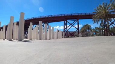 ALMERIA, İspanya - 19 Mart 2023: Almerya, İspanya 'da El Cable Ingles