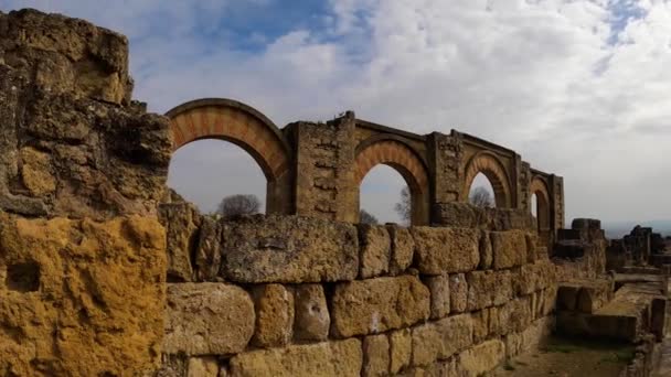 Cordoba Spain Ferbuary 2023 2023年2月12日 西班牙科尔多瓦附近的一个强化的阿拉伯穆斯林中世纪宫殿城市Medina Azahara的废墟 — 图库视频影像