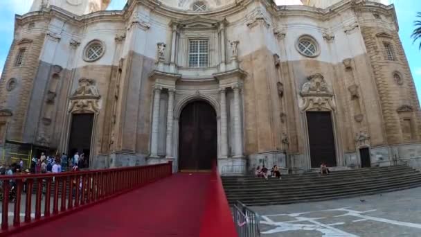 加的斯 Spain 2023年4月30日 2023年4月30日西班牙加的斯市中心的加的斯大教堂 — 图库视频影像