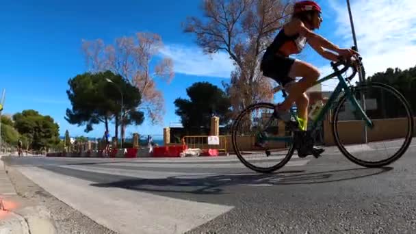 Benalmadena 스페인 2023 스페인 데나의 코스타델 거리에서 자전거 — 비디오