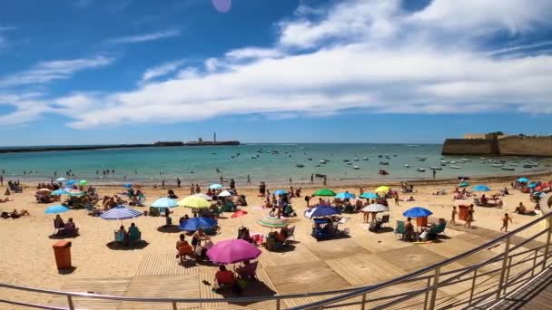 Cadiz Espanha Abril 2023 Caleta Uma Praia Localizada Centro Histórico — Vídeo de Stock