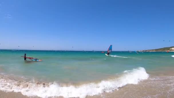 Kitesurf Playa Valdevaqueros Estrecho Gibraltar España — Vídeo de stock
