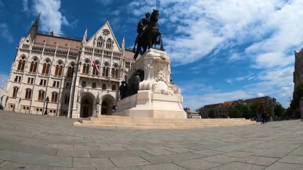 Budapest Hungary Temmuz 2023 Gündüz Macaristan Parlamentosu Budapeşte Macar Başkentindeki — Stok video