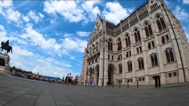 Budapest Hongarije Juli 2023 Hongaars Parlement Overdag Boedapest Een Van — Stockvideo