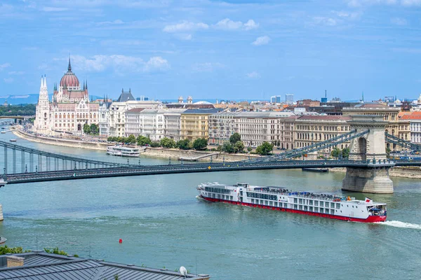 Budapest Hongarije Juli 2023 Oostelijke Oever Van Donau Boedapest Hongarije — Stockfoto