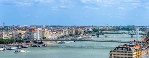 Budapest Maďarsko Června 2023 Východní Břeh Dunaje Maďarský Parlament Budapešti — Stock fotografie