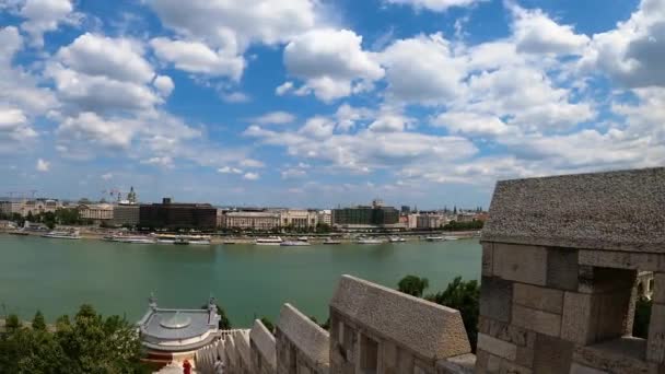 Budapest Hongarije Juli 2023 Oostoever Van Donau Hongaars Parlement Boedapest — Stockvideo