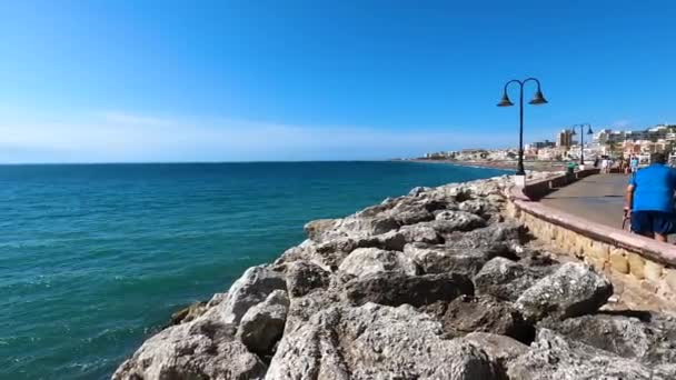 Torremolinos España Septiembre 2023 Paseo Marítimo Cerca Playa Rincón Del — Vídeos de Stock