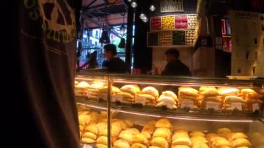 MADRID, İspanya - 8 Temmuz 2023: Miguel Market 