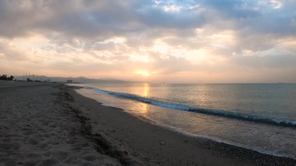 Piękny Wschód Słońca Wybrzeżu Malagi Costa Del Sol Hiszpania — Wideo stockowe