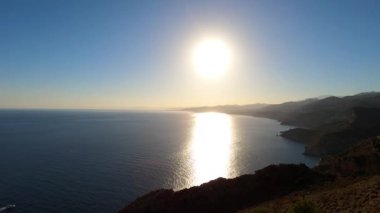 Cerro Gordo 'dan Akdeniz üzerinde gün batımı. La Herradura, Andulasia, Güney İspanya