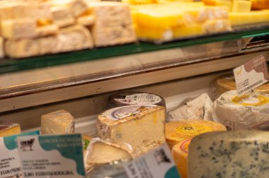 MADRID, İspanya - 8 Temmuz 2023: Miguel Market 