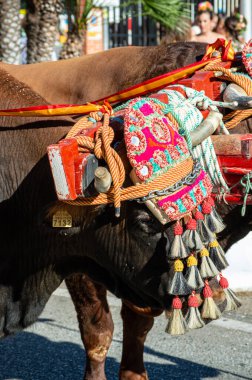 TORREMOLINOS, SPAIN - 24 Eylül 2023: 24 Eylül 2023 tarihinde İspanya 'nın Torremolinos kentindeki fuarın ilk günü olarak geleneksel 