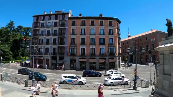 Madrid Espanha Julho 2023 Caminhando Centro Cidade Dia Ensolarado Verão — Vídeo de Stock