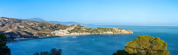 Cerro Gordo 'dan Akdeniz kıyı manzarası. La Herradura, Andulasia, Güney İspanya