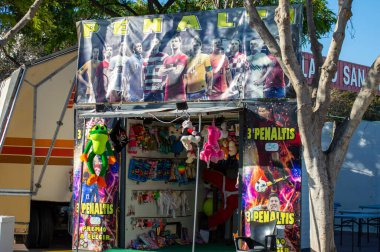 TORREMOLINOS, İspanya - 30 Eylül 2023: 30 Eylül 2023 'te İspanya' nın Torremolinos kentinde San Miguel Fuarı 'nın Kutlanması