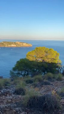 Cerro Gordo 'dan Akdeniz kıyı manzarası. La Herradura, Andulasia, Güney İspanya