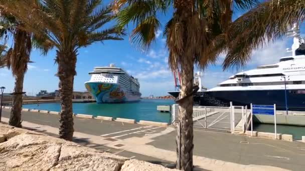 Malaga España Septiembre 2023 Crucero Norwegian Getaway Puerto Málaga España — Vídeo de stock