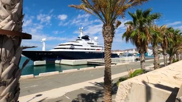 マラガ スパニン セプトナー 2023 スペインのマラガの港でクルーズライナー ノルウェーの休暇 2023 — ストック動画