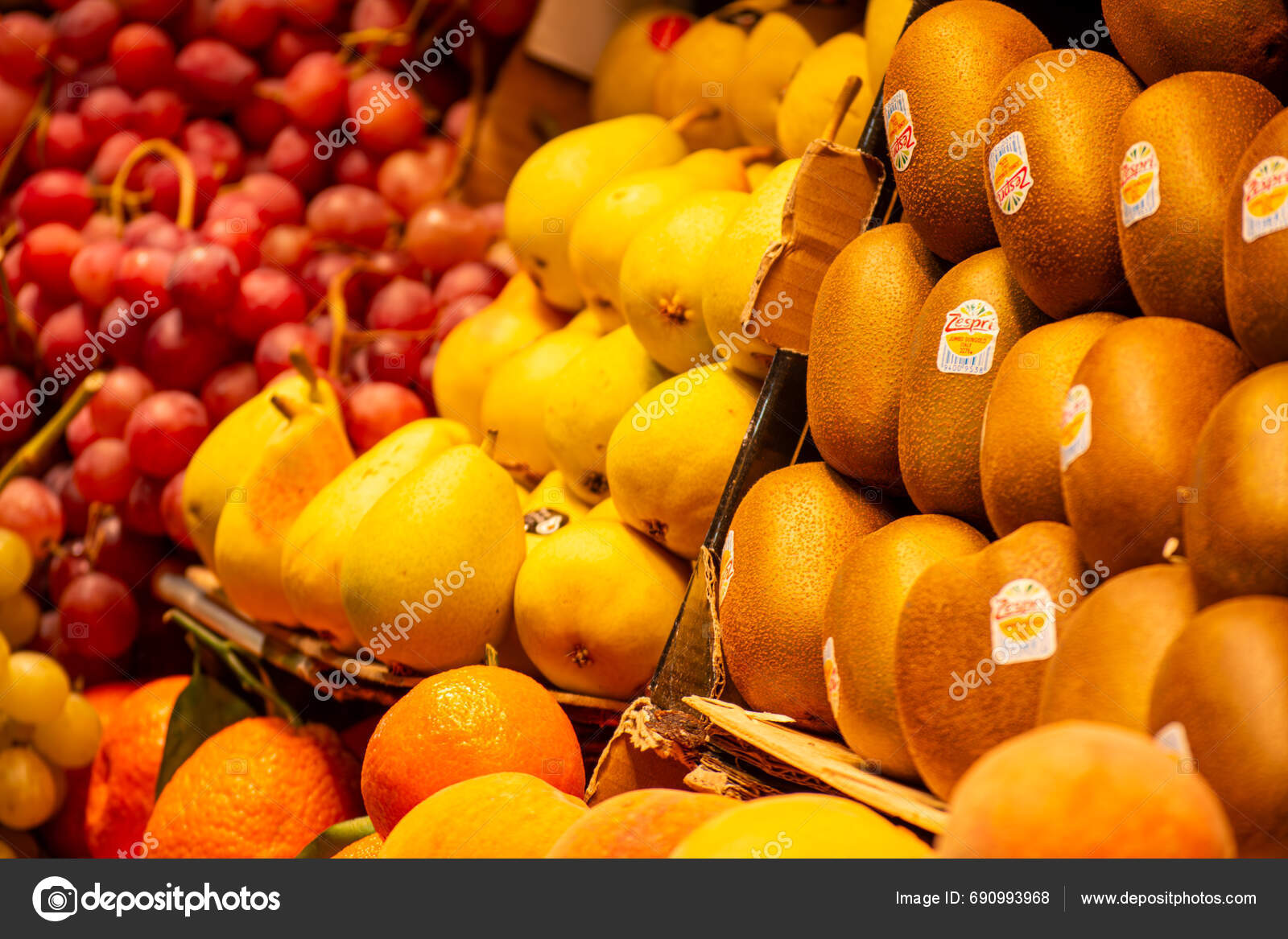 Malaga Spain November 2023 Enjoining Diversity Fresh Seafood Meat