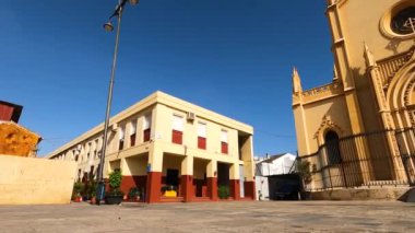 MALAGA, İspanya - 13 Ağustos 2023: Malaga, İspanya 'daki Parroquia San Pablo Kilisesi