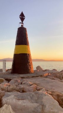 İspanya, Benalmadena, Malaga, Costa del Sol, İspanya 'da Akdeniz üzerinde gün doğumu