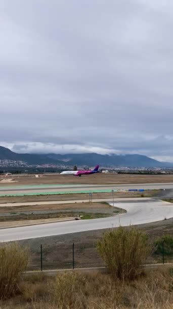 Malaga España Enero 2024 Avión Despegando Aeropuerto Málaga España Enero — Vídeos de Stock
